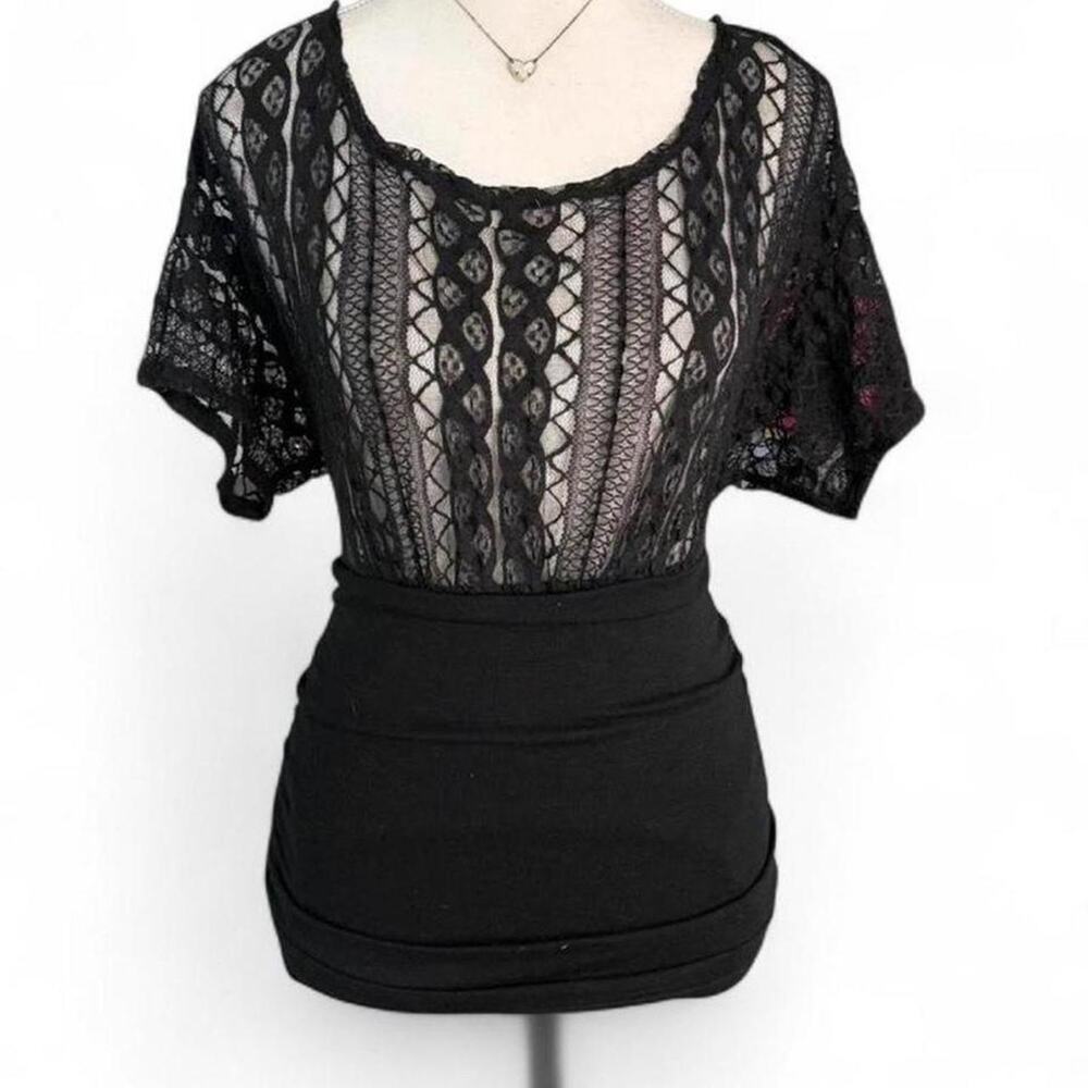 Black Lace 2000s Core Heart Soul Y2K Fitted Top size large grunge